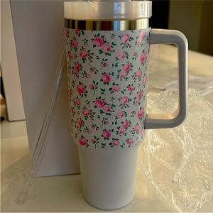 Altar’d state cup, so cute, pink roses!